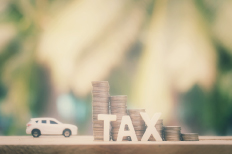 自動車を所有するのに必要となる税金の種類は？ | 自動車保険のイー 